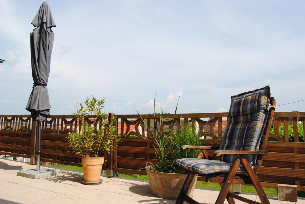 Ferienwohnung Kirchbergblick Hackenheim ภายนอก รูปภาพ